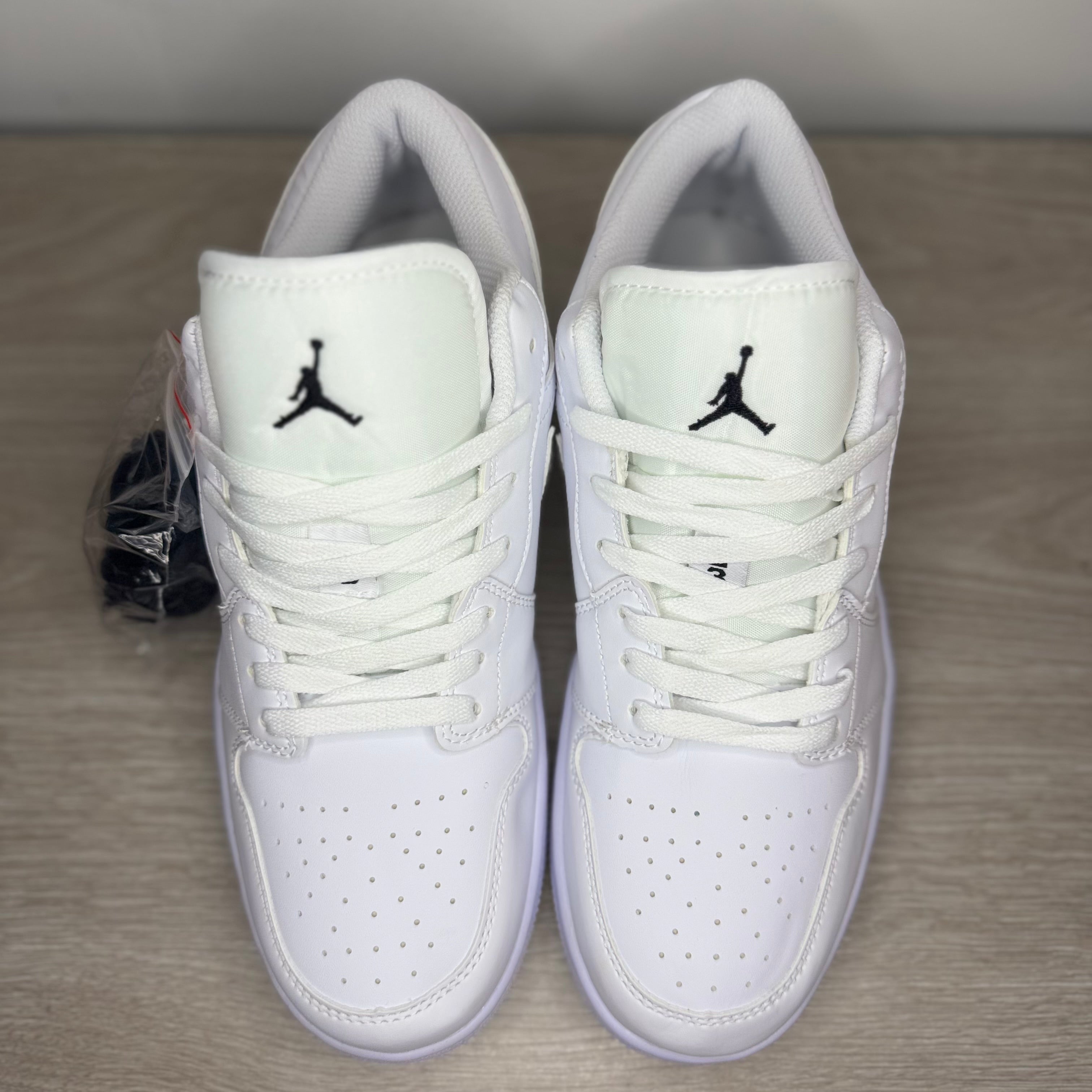 Jordan 1 Low AAA - Mujer